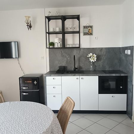 Apartmani More Komarna Ngoại thất bức ảnh