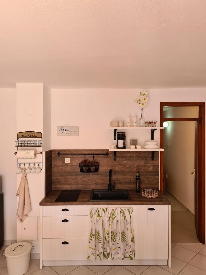 Apartmani More Komarna Ngoại thất bức ảnh