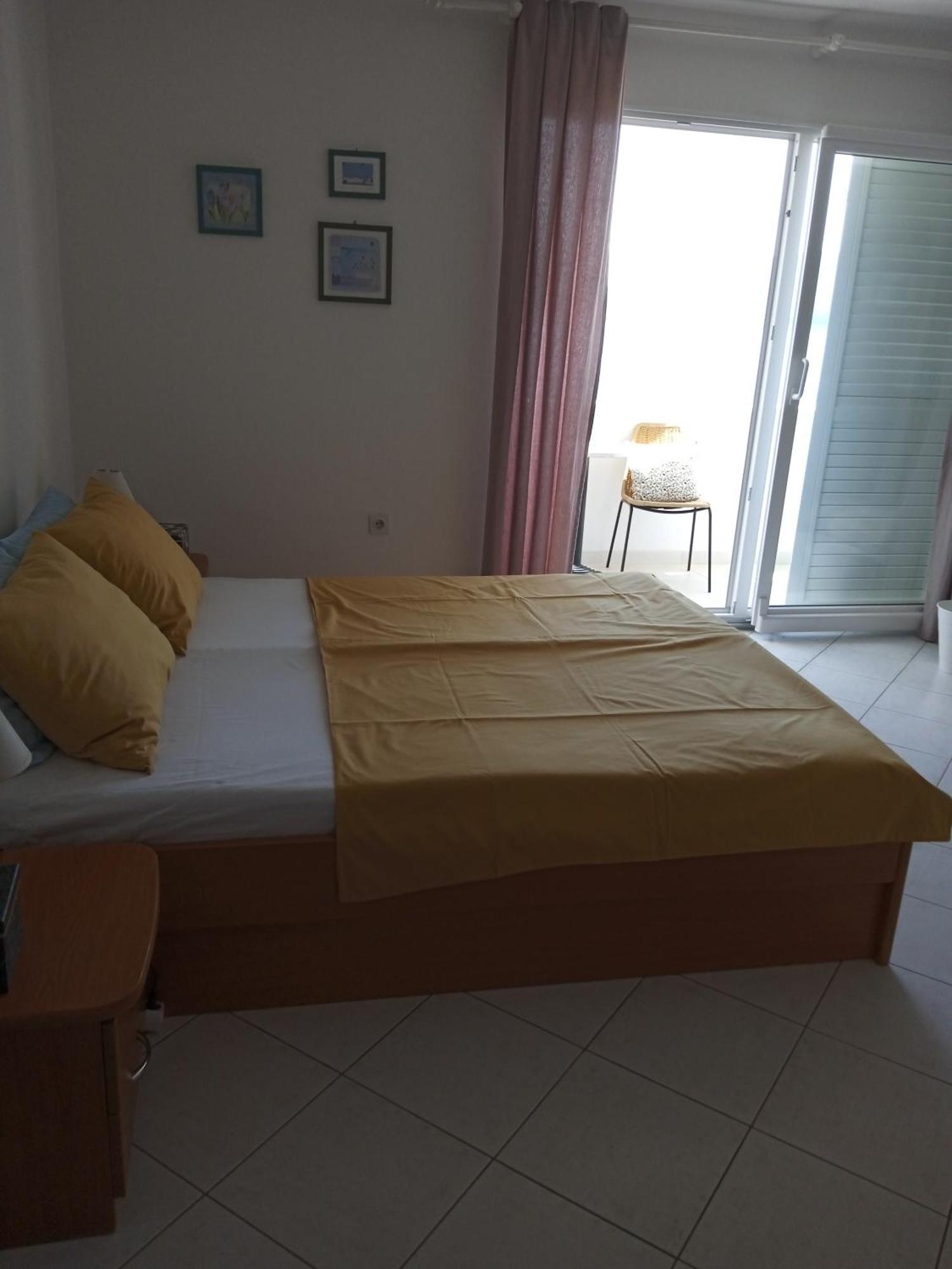 Apartmani More Komarna Ngoại thất bức ảnh
